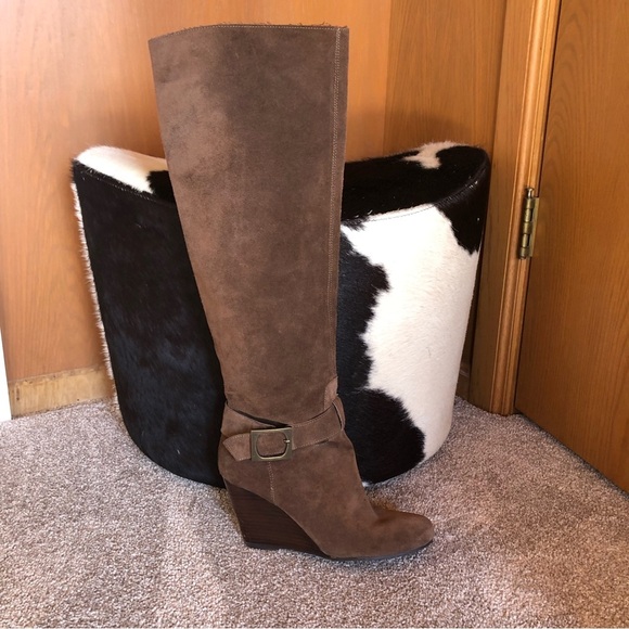 EUC Marco Santi tall knee high medium brown suede boot with buckle wedges 8.5 - Picture 1 of 10